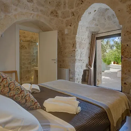 Lacasa Puglia * 切列梅萨皮卡